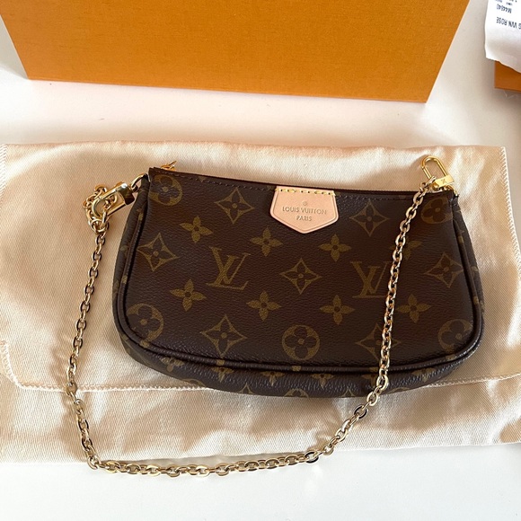 ⛔️SOLD⛔️Louis Vuitton pink Pochette - Picture 8 of 17